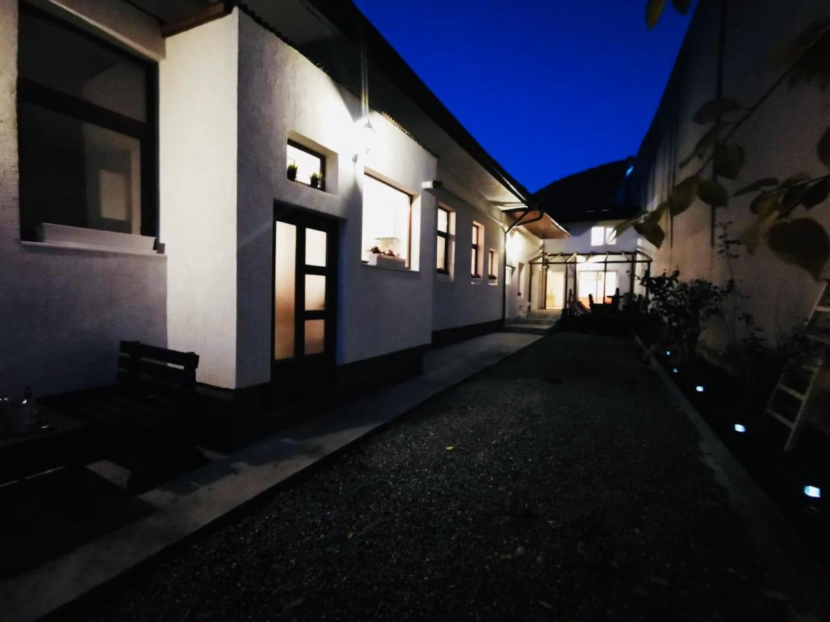 Londof Housing City Center Brasov公寓 外观 照片